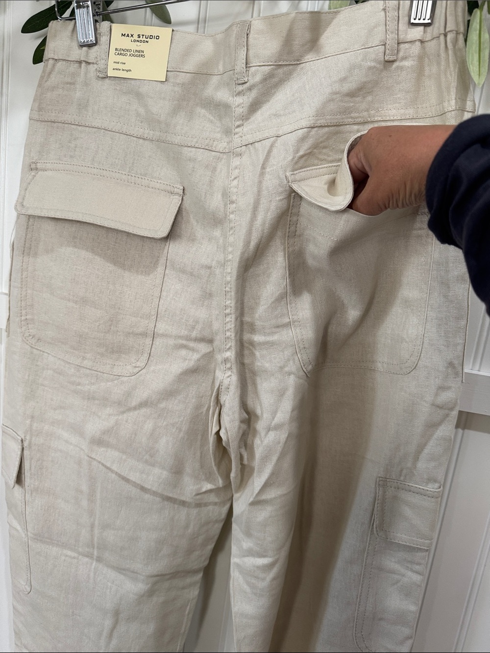 #314 MAX STUDIO Cream Linen Straight-Leg Cargo Joggers NWT Medium - Picture 7 of 10